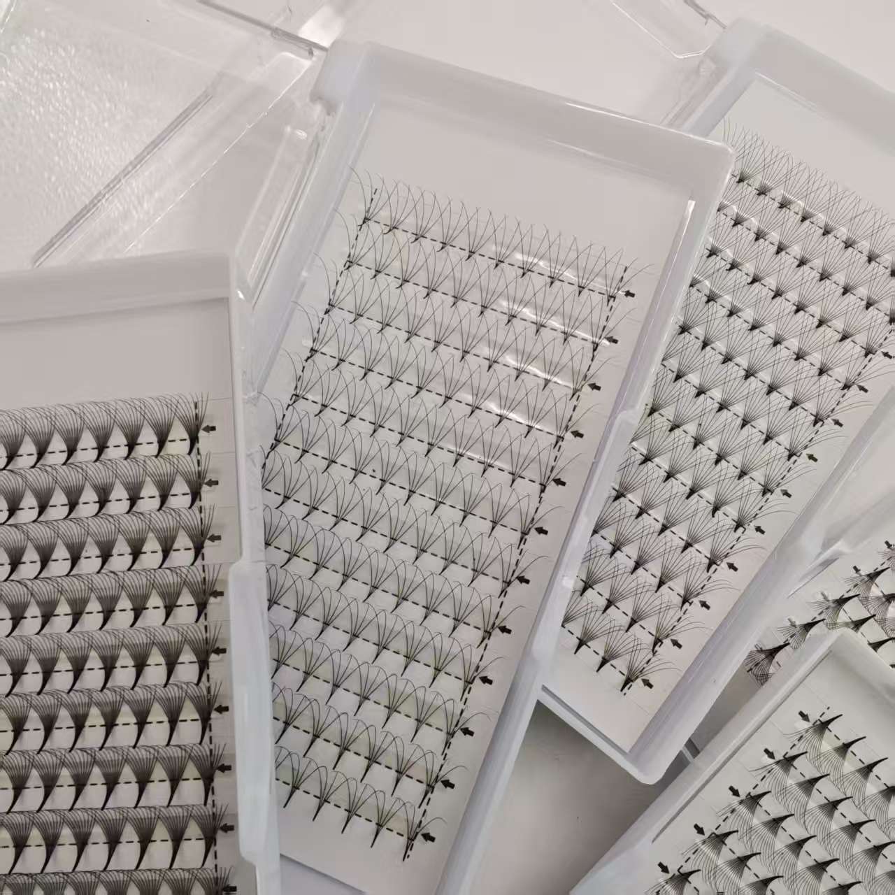 Extensões de Cílios Volume Rus - Eyelash Extension Medium avaliação e preço